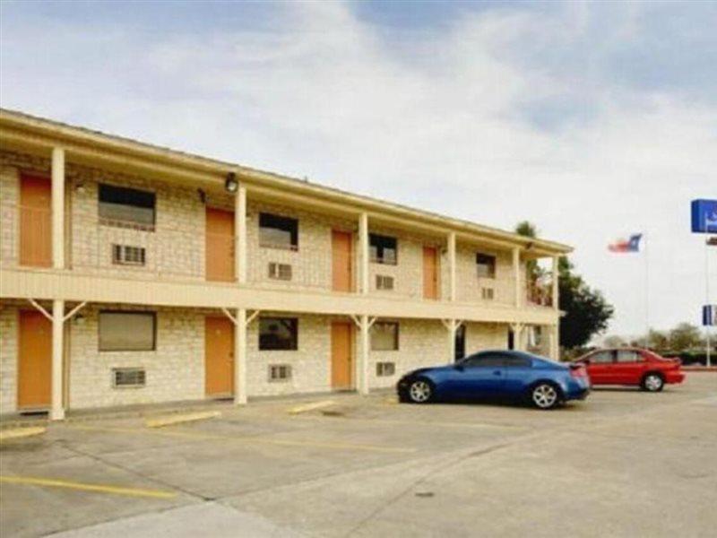 Americas Best Value Inn - Edna Eksteriør bilde